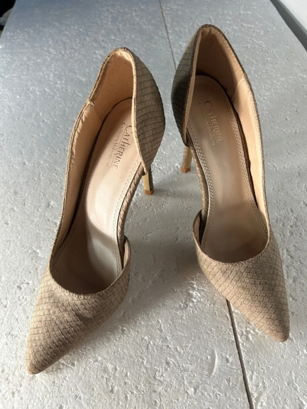 Catherine Malandrino SZ 8.5 Arla Taupe Stiletto Pumps Dressy Office Formal MOB